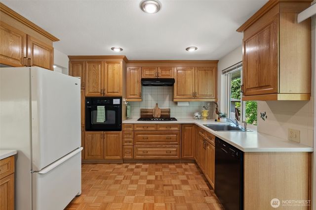 1036 146th Avenue SE, Bellevue, WA 98007