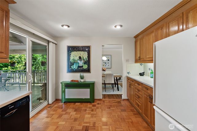 1036 146th Avenue SE, Bellevue, WA 98007