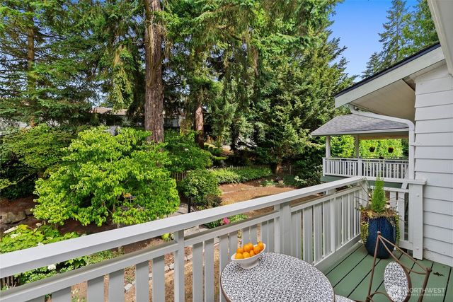 1036 146th Avenue SE, Bellevue, WA 98007