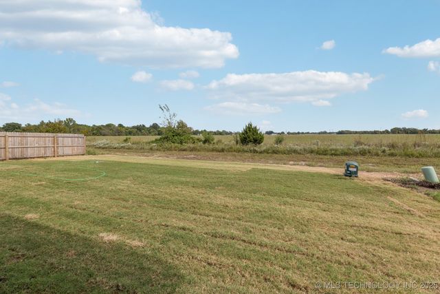 10683 S 233rd East Avenue, Broken Arrow, OK 74014
