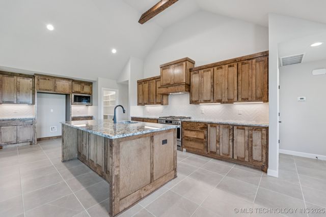 10683 S 233rd East Avenue, Broken Arrow, OK 74014