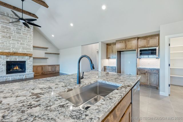 10683 S 233rd East Avenue, Broken Arrow, OK 74014