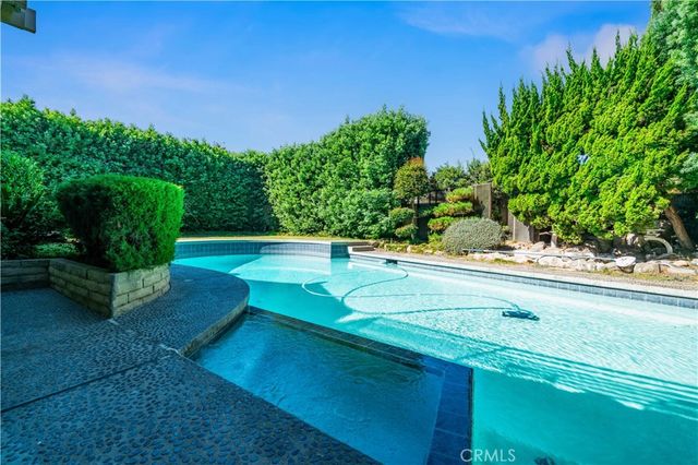 6157 Carpintero Avenue, Lakewood, CA 90713