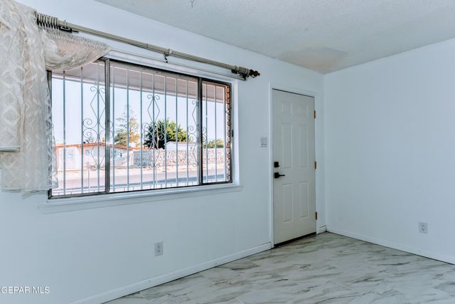 4909 WINTHROP Drive, El Paso, TX 79924