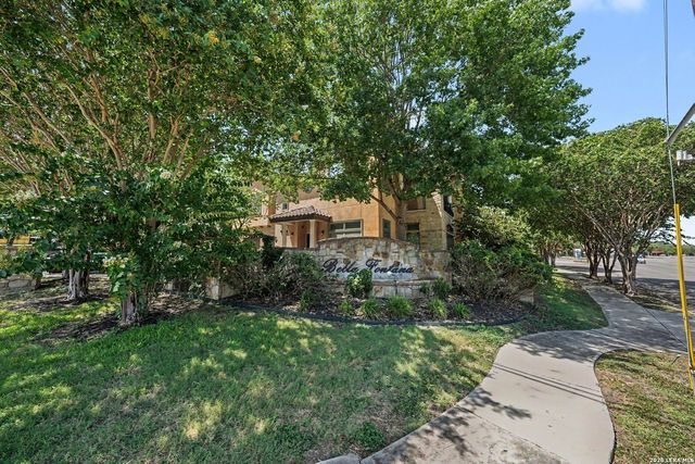 123 Eaton St Apt 102, San Antonio, TX 78209