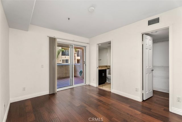 200 Pacific Coast Highway 302, Huntington Beach, CA 92648