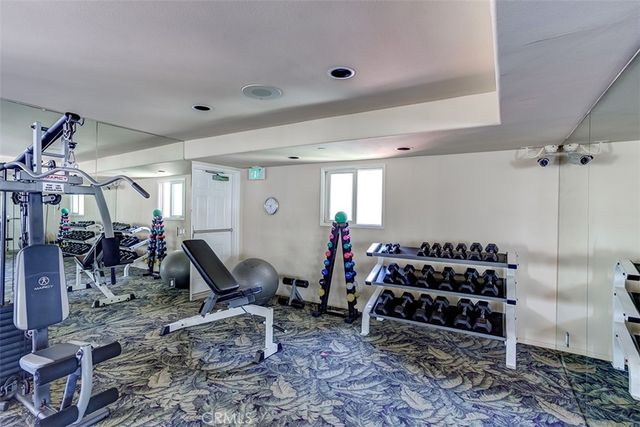 200 Pacific Coast Highway 302, Huntington Beach, CA 92648