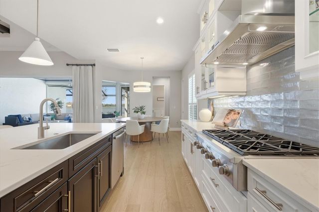 15909 CASTLE PARK TERRACE, Lakewood Ranch, FL 34202