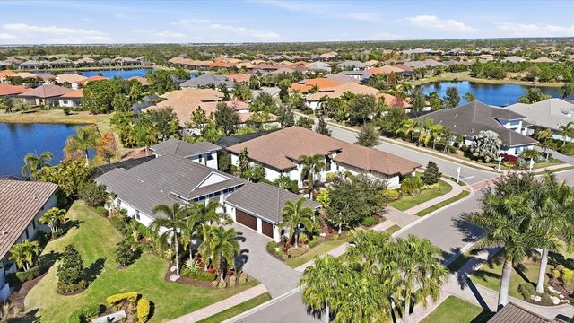 15909 CASTLE PARK TERRACE, Lakewood Ranch, FL 34202