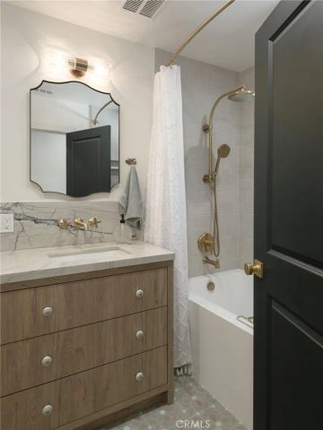 15628 Yukon, Lawndale, CA 90260