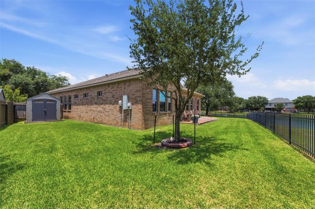 26207 Christen Canyon Lane, Richmond, TX 77406
