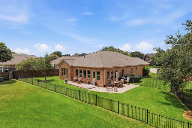 26207 Christen Canyon Lane, Richmond, TX 77406