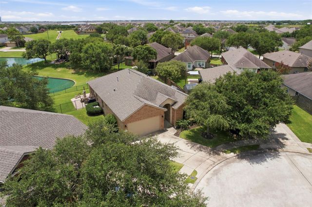26207 Christen Canyon Lane, Richmond, TX 77406