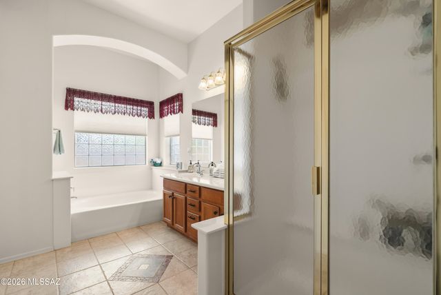 2487 E Big View Drive, Oro Valley, AZ 85755