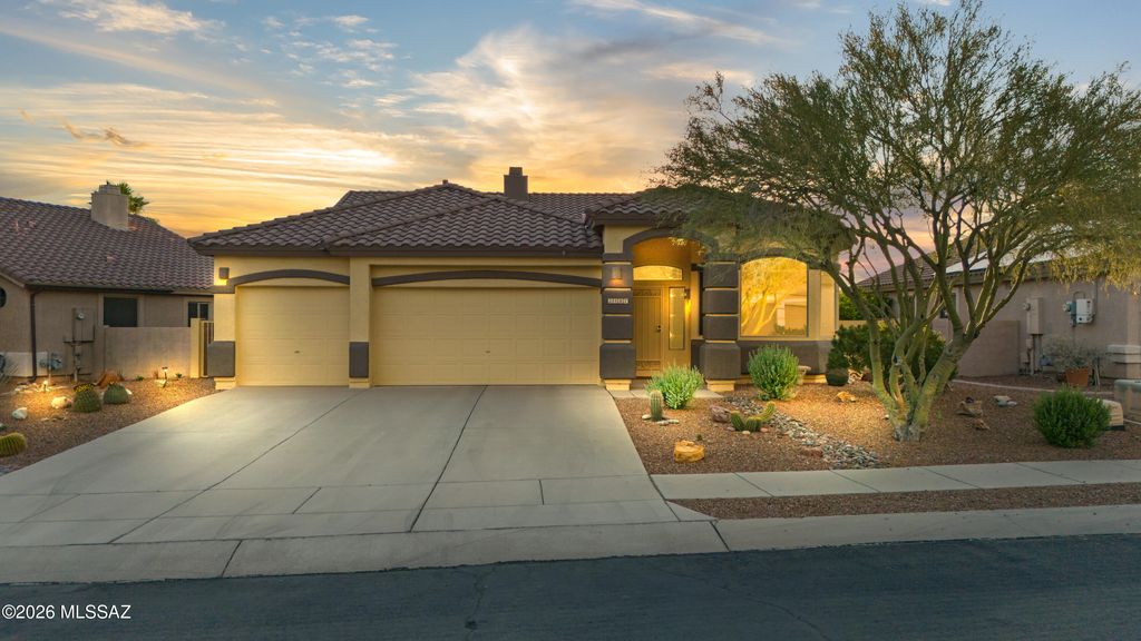 2487 E Big View Drive, Oro Valley, AZ 85755