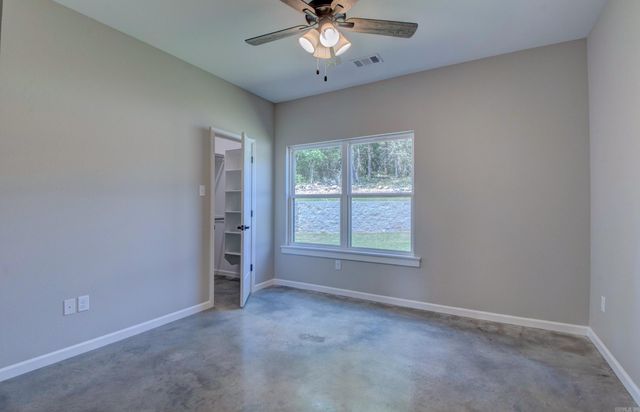 32 Echohawk Ln, Cabot, AR 72023