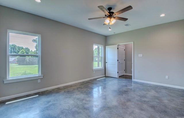 32 Echohawk Ln, Cabot, AR 72023