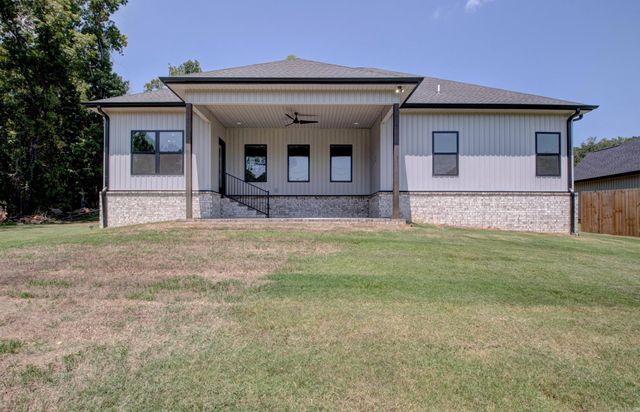 32 Echohawk Ln, Cabot, AR 72023