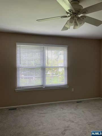 253 Gettysburg Way, Lincoln Park Borough, NJ 07035