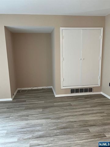 253 Gettysburg Way, Lincoln Park Borough, NJ 07035