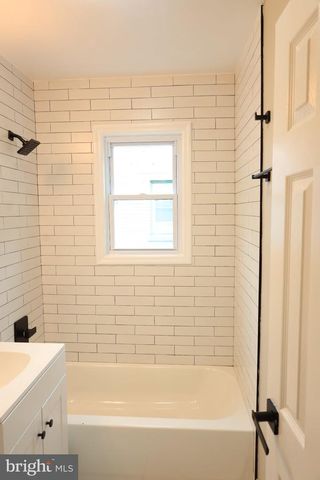 1316 EASTERN AVE NE, Washington, DC 20019