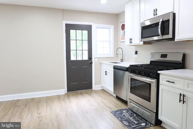 1316 EASTERN AVE NE, Washington, DC 20019