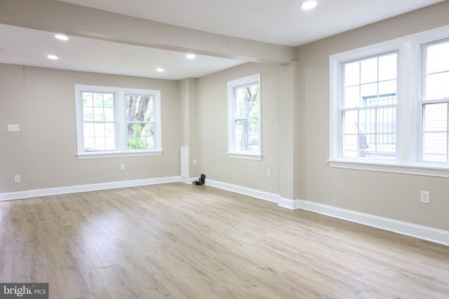 1316 EASTERN AVE NE, Washington, DC 20019
