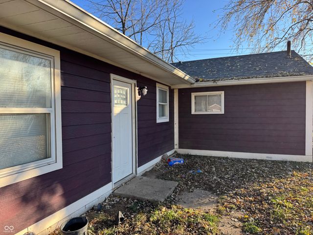 3303 E 42nd Street, Indianapolis, IN 46205