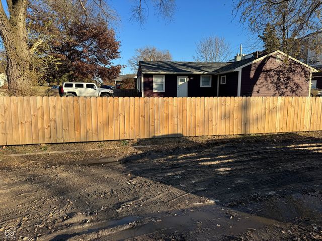 3303 E 42nd Street, Indianapolis, IN 46205