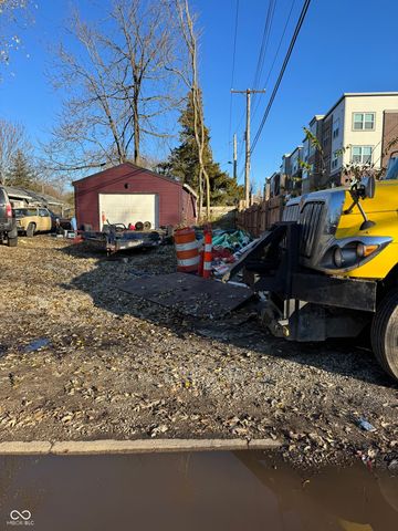 3303 E 42nd Street, Indianapolis, IN 46205