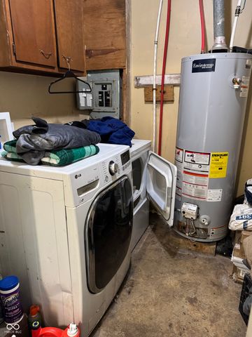 3303 E 42nd Street, Indianapolis, IN 46205