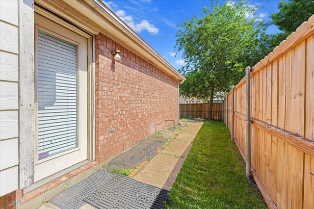 2023 Saint Anne Drive, Allen, TX 75013