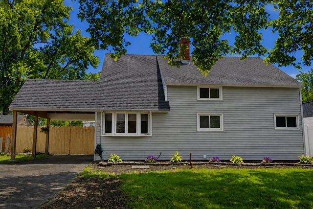 12 HICKORY LN, Levittown, PA 19055
