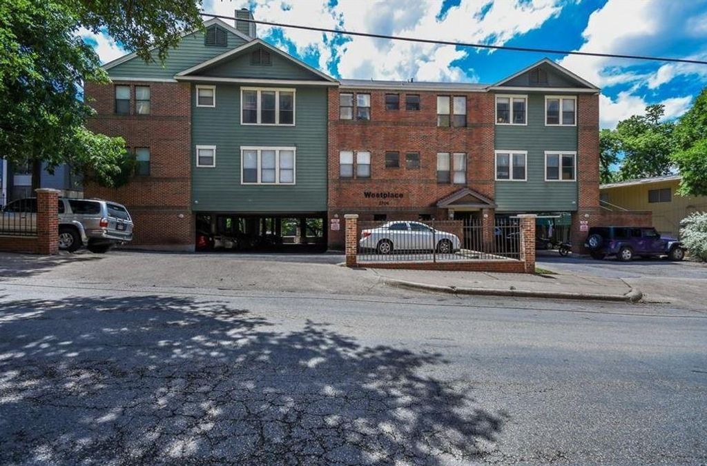2706 Salado ST 301, Austin, TX 78705