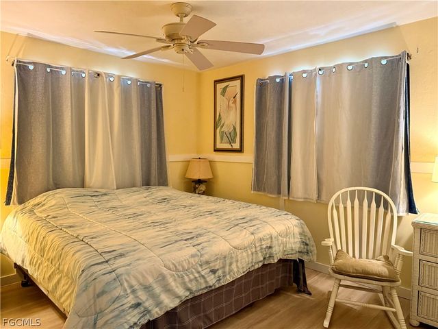 2963 Cussell DR, St James City, FL 33956