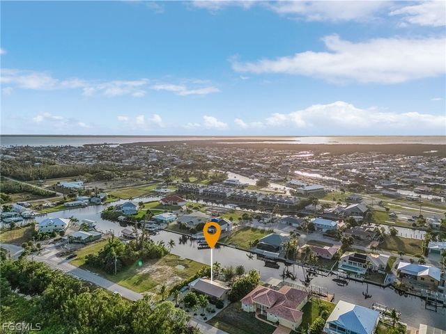 2963 Cussell DR, St James City, FL 33956