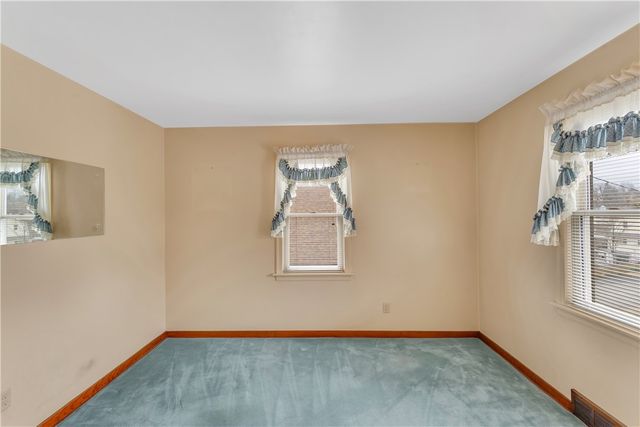 519 Ocala St, East Mckeesport, PA 15035