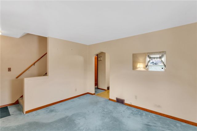 519 Ocala St, East Mckeesport, PA 15035