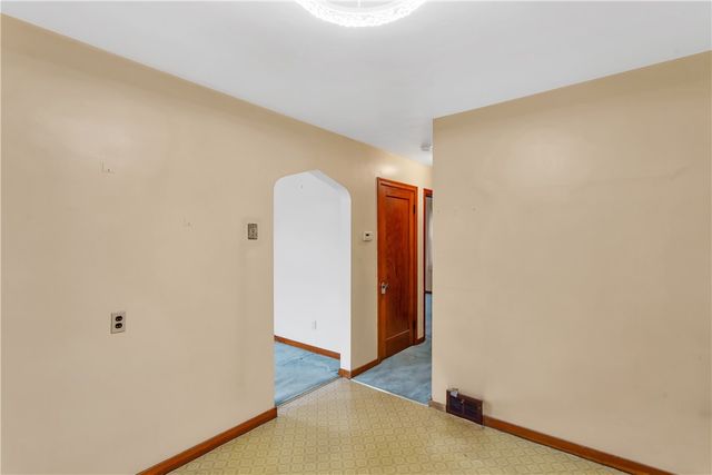 519 Ocala St, East Mckeesport, PA 15035