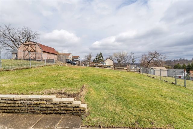 519 Ocala St, East Mckeesport, PA 15035