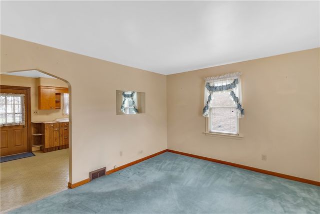 519 Ocala St, East Mckeesport, PA 15035