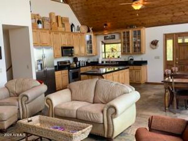 7137 W Mogollon Trail, Happy Jack, AZ 86024
