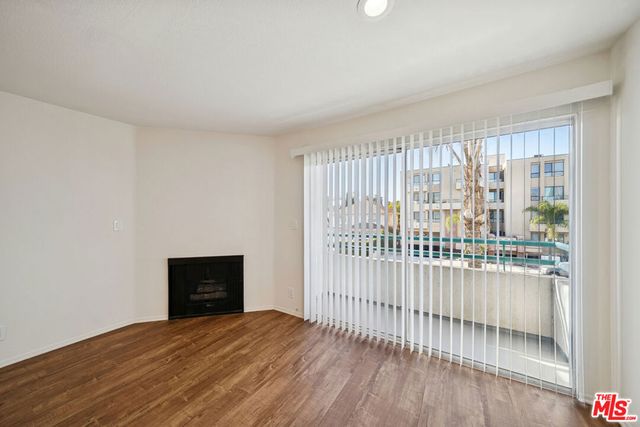 870 Crenshaw Boulevard 204, Los Angeles, CA 90005