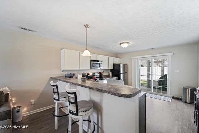 221 Glen Cannon Drive, Jacksonville, NC 28546