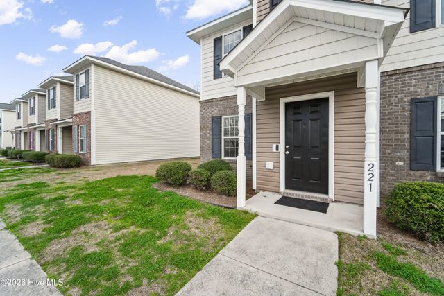 221 Glen Cannon Drive, Jacksonville, NC 28546