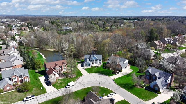 3973 Winslow Drive, Auburn Hills, MI 48326