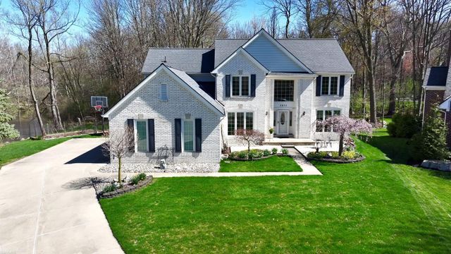 3973 Winslow Drive, Auburn Hills, MI 48326
