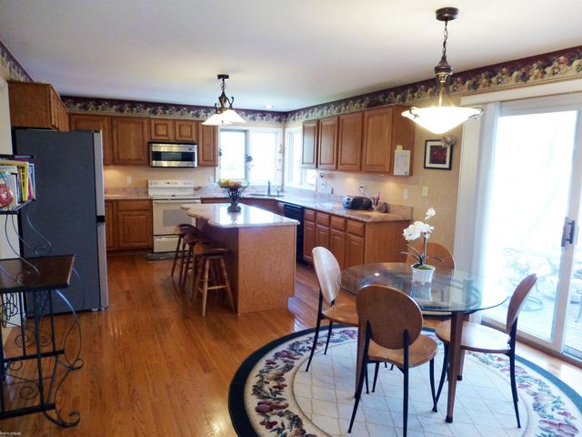 3973 Winslow Drive, Auburn Hills, MI 48326