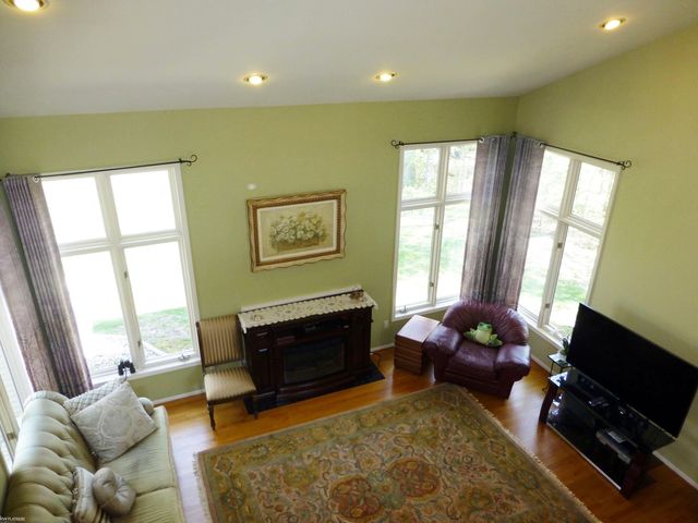 3973 Winslow Drive, Auburn Hills, MI 48326