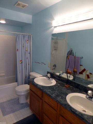 3973 Winslow Drive, Auburn Hills, MI 48326